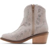 image:imageSteve Madden Girls BlakeeTaupe