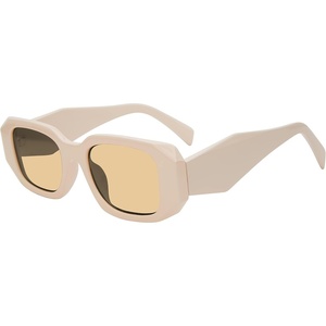 image:imageSteve Madden womens Steve Madden Female Sunglasses Style Daly Rectangular SunglassesOff WhiteLight Brown